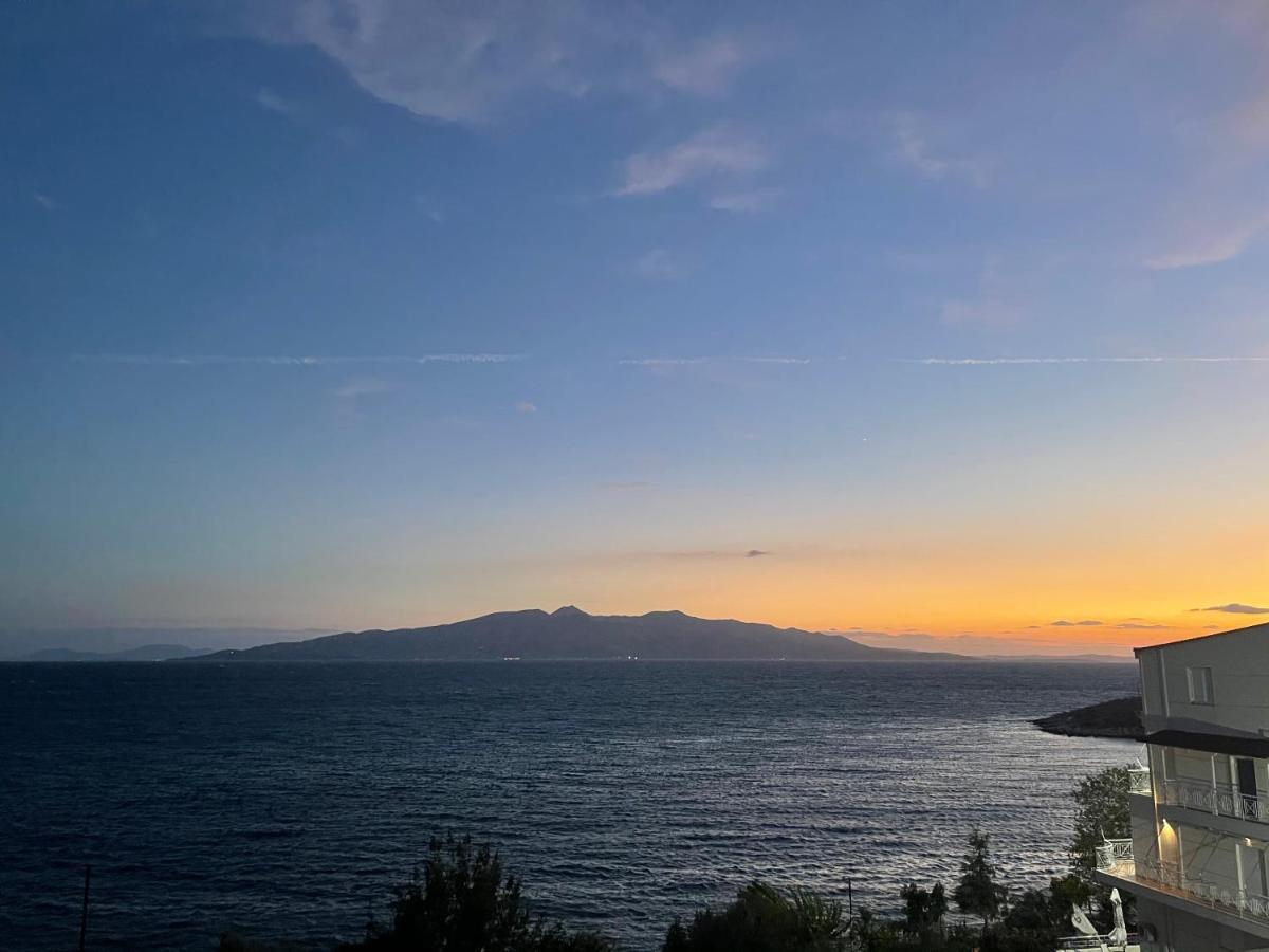 Rei Apartments Sarandë Esterno foto
