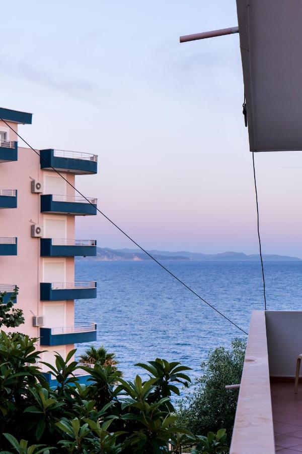 Rei Apartments Sarandë Esterno foto
