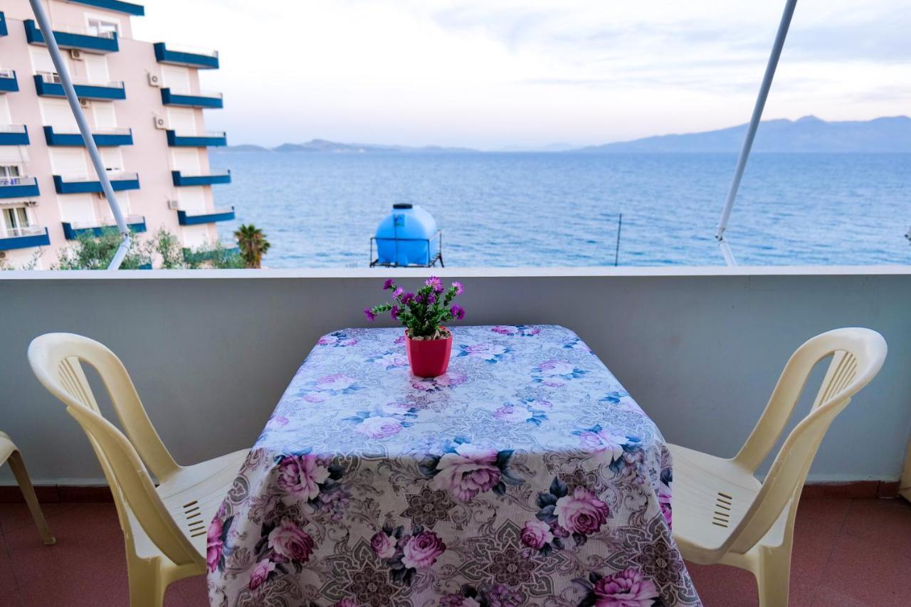 Rei Apartments Sarandë Esterno foto